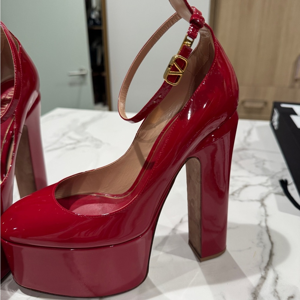 Valentino Garavani Red Patent Platform Mary Jane Pumps with Ankle Strap - Picture 3 of 6
